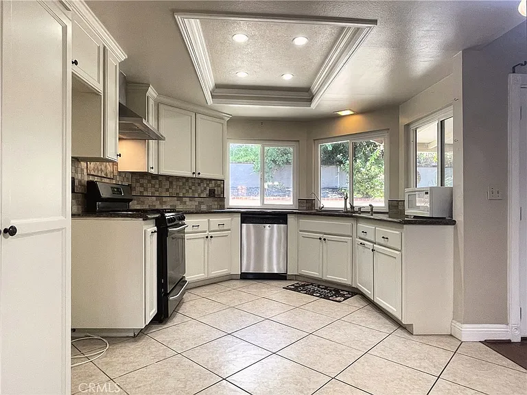 20665 Fuero Dr — Photo 12