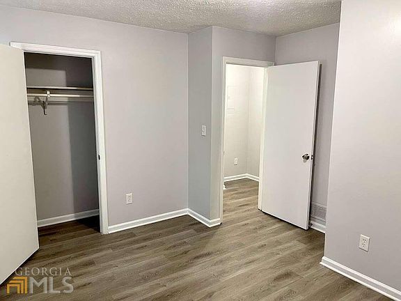 5th image of 306 Rogers St #306