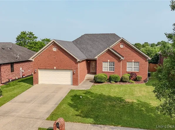 11832 Perry Crossing Parkway, Sellersburg, IN 47172