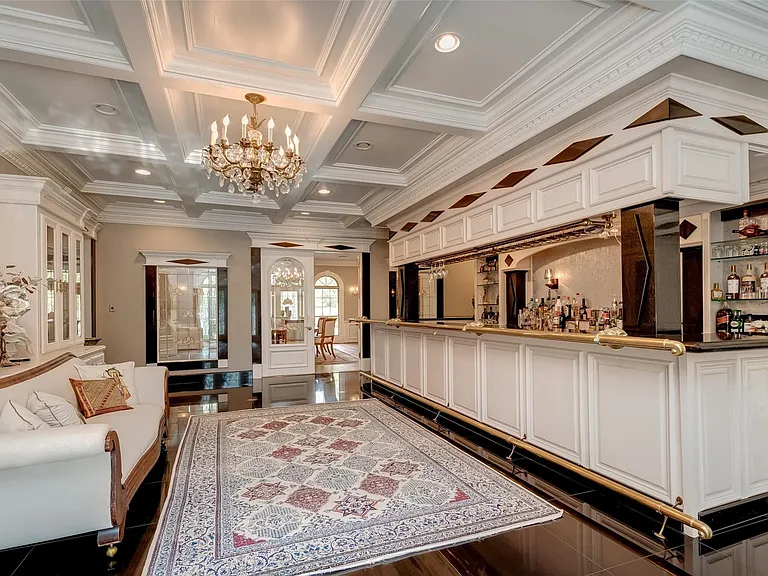 12445 Memorial Dr — Photo 10