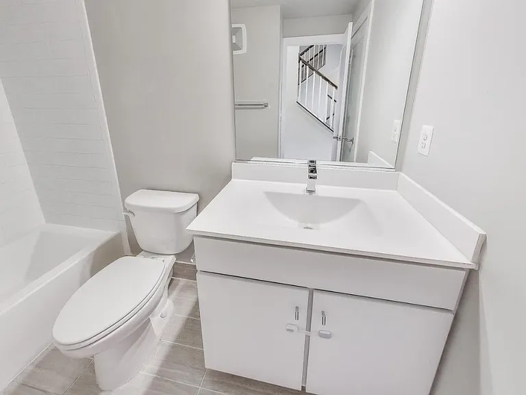 915 Elder St NW #C — Photo 17