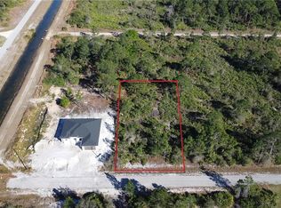 1516 Pine Ave, Lehigh Acres, FL 33972