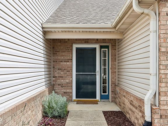 5th image of 10744 Oriole Ct