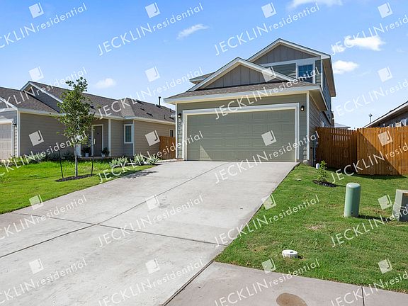 4th image of 211 Driftwood Ln