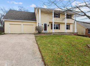 7915 Rene St, Lenexa, KS 66215