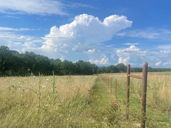 00 Farm Road 2015, Aurora, MO 65605