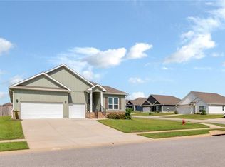 21581 Burney Rd, Fairhope, AL 36532