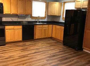 212 Goredon Dr, Chardon, OH 44024