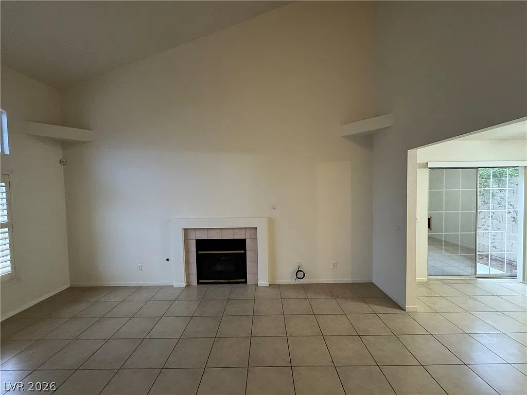 2 bed, 2.5 bath, 1247 sqft, $1,750 — Photo 4