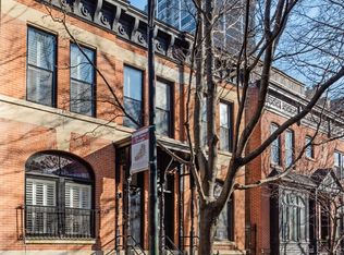 210 W Saint Paul Ave, Chicago, IL 60614
