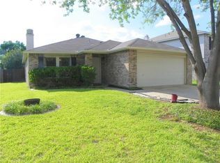 8304 Swan Park Dr, Denton, TX 76210