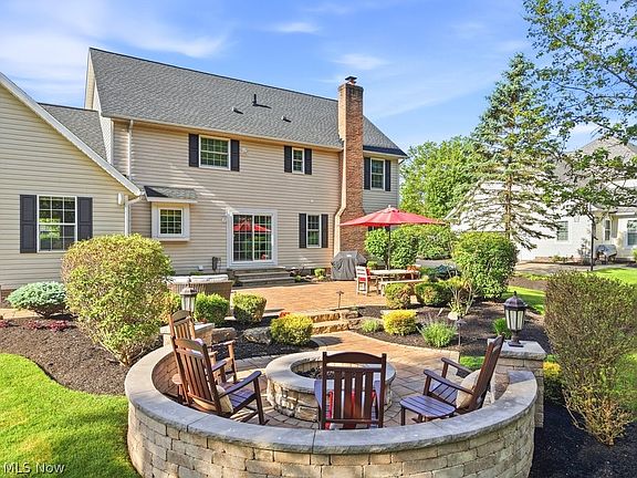 2nd image of 709 Norbury Dr