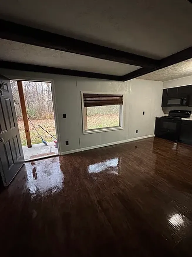2 bed, 900 sqft, $800 — Photo 4