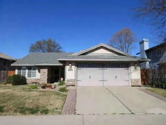 8109 Tevrin Way photo 1