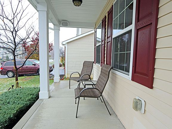 2nd image of 7894 Prairie Willow Dr