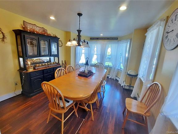 4th image of 70 Orange St
