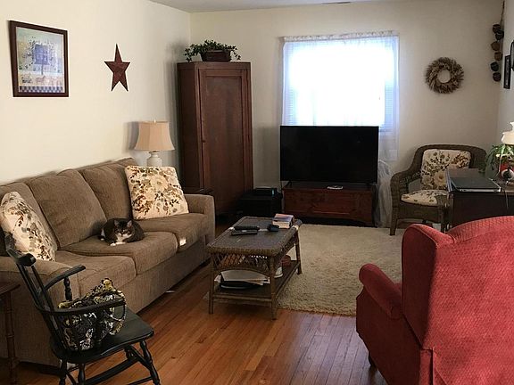 4th image of 11C Willow St
