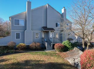 111 Mallane Ln APT 19B, Naugatuck, CT 06770