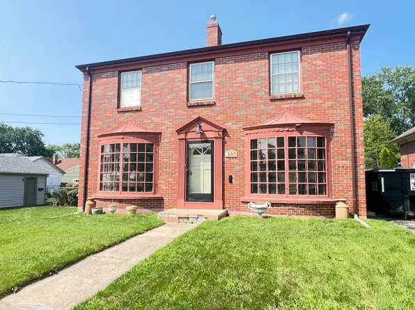 330 Oak St, Elgin, IL 60123