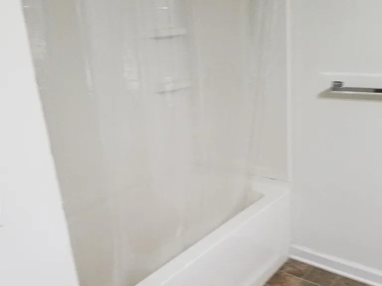 136 Barrington Ct — Photo 21