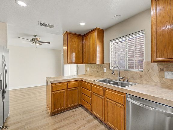 3rd image of 5401 Bugle Way Unit 105