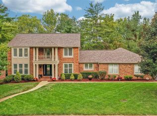 15939 Wetherburn Rd, Chesterfield, MO 63017