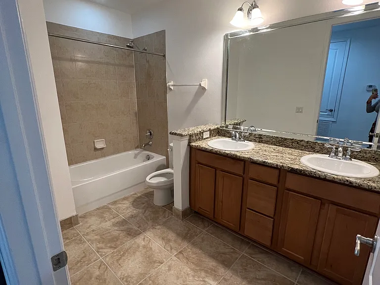 10411 Belfry Cir — Photo 16