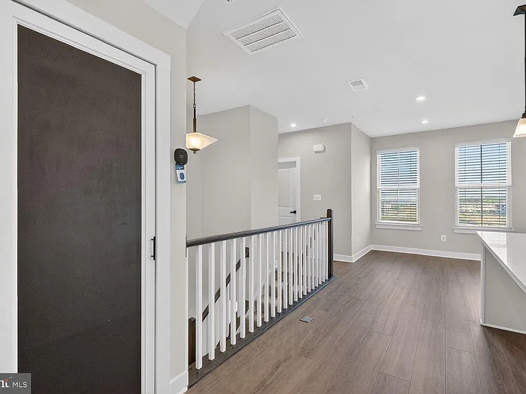 1654 Kirkman St — Photo 7
