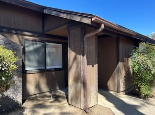1066 N Jefferson St #90, Tulare, CA 93274