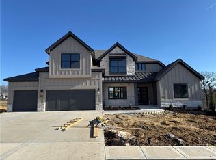 13508 Terrace Park Dr, Kansas City, MO 64152