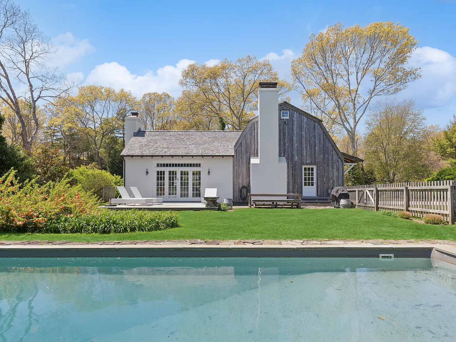 A Charming Sanctuary- Country Style- Wainscott — Photo 1