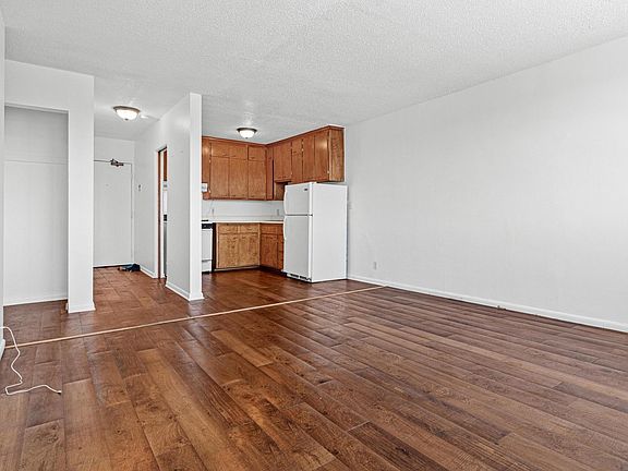 3rd image of 2500 Blaisdell Ave APT 409
