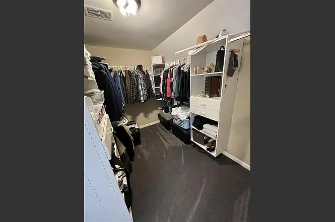 8185 Kimbrook Dr — Photo 4