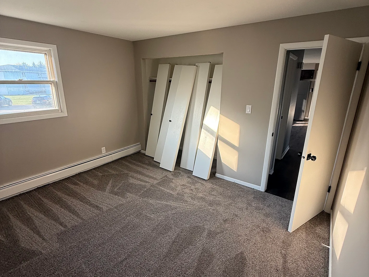 2 bed, 950 sqft, $1,250 — Photo 3