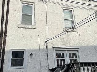 852 County Line Rd, Bryn Mawr, PA 19010