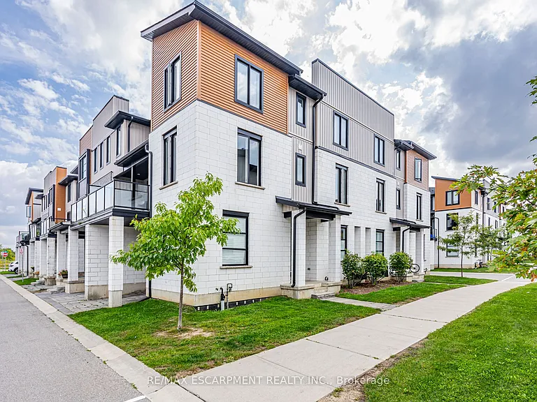 941 Manhattan Way — Photo 1