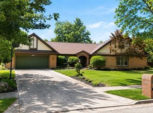 3955 Maple Grove Ln, Dayton, OH 45440