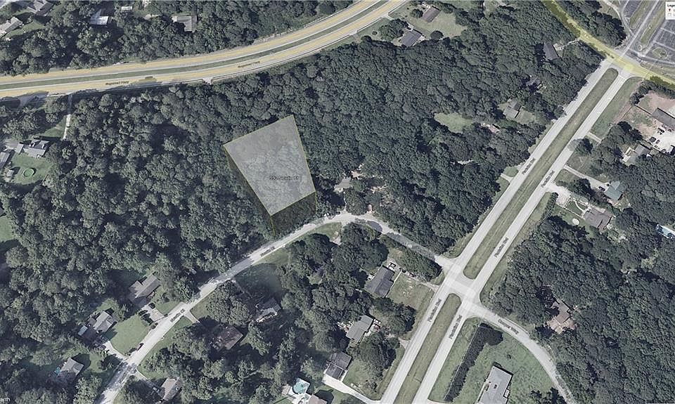 1st image of 592 Newlin Ct #44