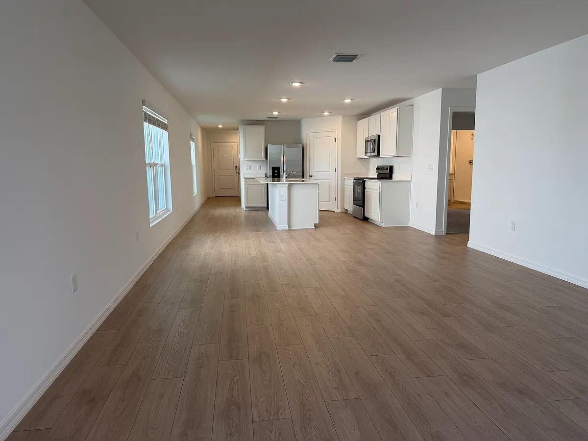 Building Photo - 5253 Berry Bay Ave
