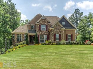 8 Long Point Ln, Sharpsburg, GA