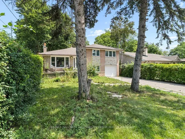 231 Goulding Ave, Toronto, ON M2R 2P6