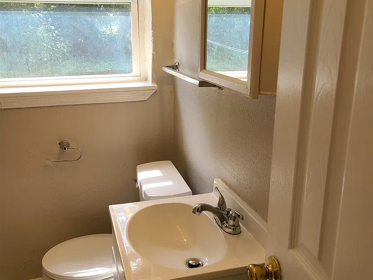 612 McCarroll Rd #A — Photo 8