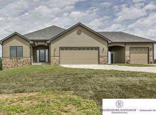 9811 12th St, Murray, NE 68409