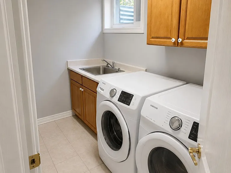 139 South Dr — Photo 11