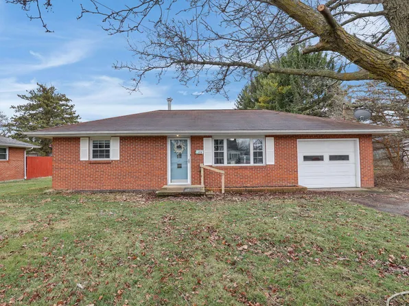 182 E Center St, London, OH 43140