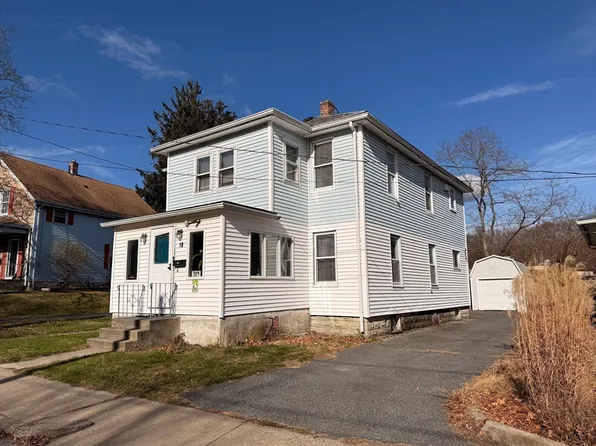 10 Huntington Ave, Blackstone, MA 01504