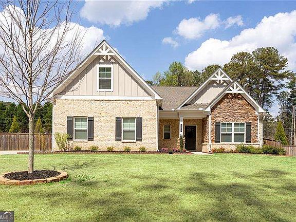 2nd image of 2808 Blandwood Rd