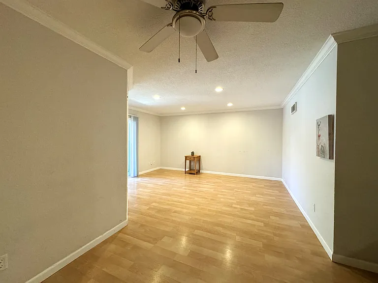 7405 Charmant Dr #2417 — Photo 11
