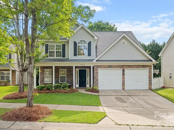 19300 Kanawha Dr, Cornelius, NC 28031