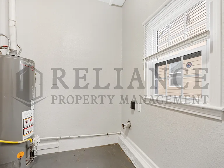 726 S Bonn St — Photo 21